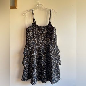 Brand new, never warn. Size XL but runs more like size L.